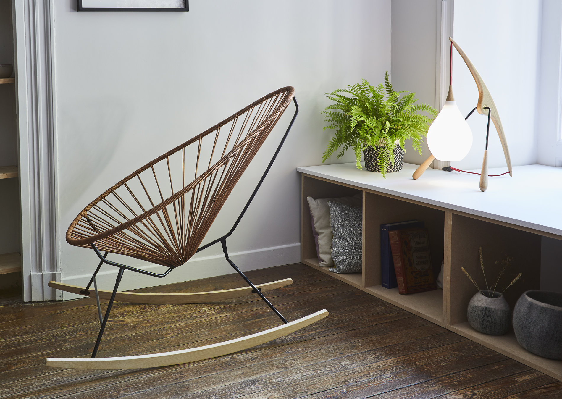 Fauteuil ACAPULCO à bascule - cuir et bois – Image 4