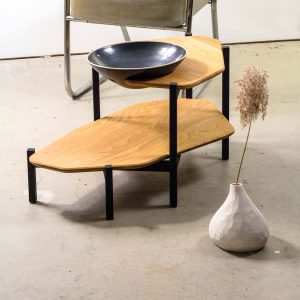 Table basse allia_bois et céramique_chene massif_pièce unique_sur-mesure_décoration_meuble_artisanat français_vincent hudelot_atelier hudelot_ Margot coville_nantes_made in france_L'Inatelier_Boutique déco_création_crédit photo Folle Allure