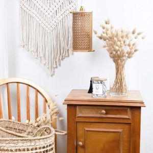 lampe_baladeuse_cannage_kraft_l'inatelier_nantes_boutique déco_studio Matcha_berniolle_led_papier_madeinfrance_fabriqué en bretagne_handmade_artisanat_luminaire_salon_chevet_chambre_en situation mobilier-décoration