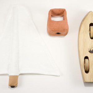 Le vogueur - mialon mialon - jouet - enfent - linatelier - made in france - Nantes - bateau - bois - tissus