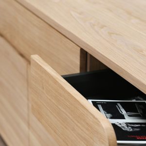 buffet velvet 3Portes_commode_bycactus_bois-massif_tiroir_rangement_made-in-france_artisanat_meuble d'artisan_sur-mesure_déco_décoration-intérieure_L'Inatelier Nantes_boutique_showroom_détail-de-tiroir-ouvert