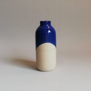 Vase en grès - Bouteille bleue - Candice Courau