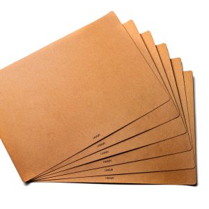 Set-de-table-maison-origin-cuir-recyclé-naturel-plusieurs-fond-blanc-maison-table-décoration