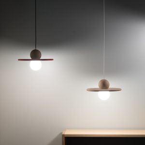 suspension bois-rosace-plafond-cable-blanc-drugeot manufacture-made-in-france-en situation 2 éclairées