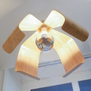 Noyau-éclaté-linatelier-made-in-france-atelier-assis