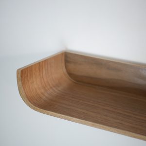 étagère-murale-avec-rebord-bois-moulé-linatelier