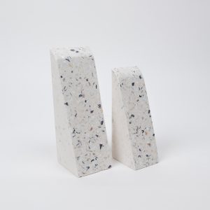 Serre-livre-design-malakio-coquillage-recyclé-linatelier (1)