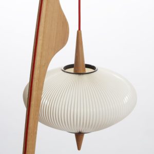 lampe mante religieuse Rispal N°14.950 en chene naturel, L'inatelier Nantes