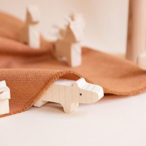 ZOO-animaux-jouet-en-bois-a-empiler-jouer-enfant-bébé-imagination-décoration-chambre-fait-main-made-in-france-boutique-nantes-ensemble-déco-détail-hippo