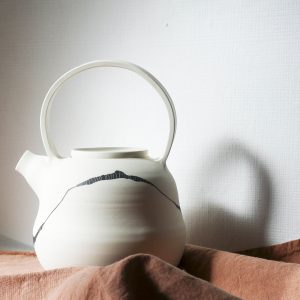 Théière en porcelaine artisanale Margot Coville