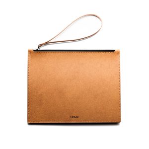 Pochette-cuir-recyclé-naturel-fond-blanc