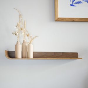 étagère-murale-avec-rebord-bois-moulé-linatelier